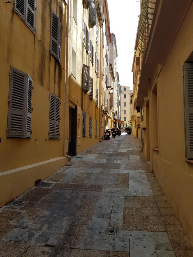 Vieille Ville D Ajaccio De 1 A 4 Pers A 300M Du Port Et A 15 Mn De Laeroport Proches De Plus Belles Plages Et Ttes Commodites A Proximite Bagian luar foto